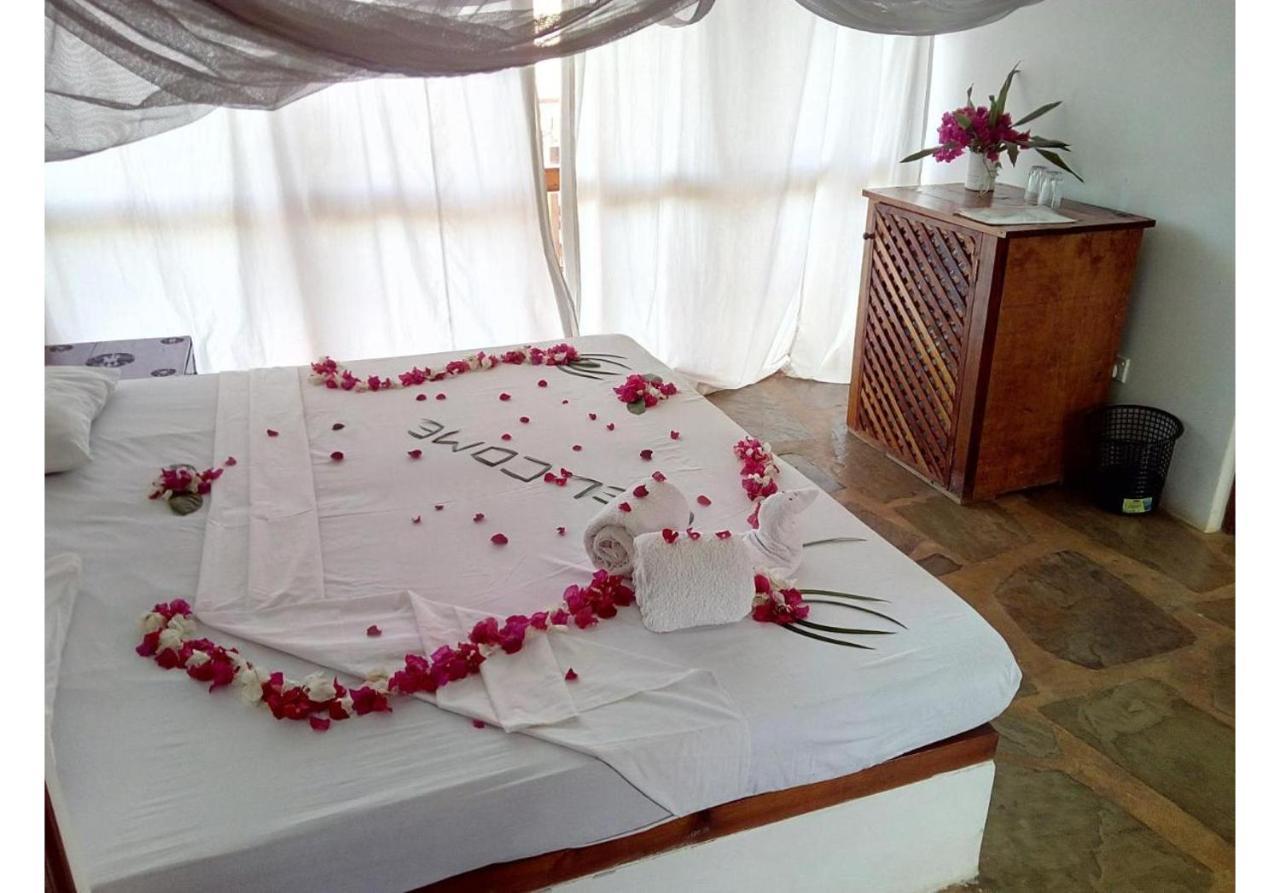 Silver Rock Hotel Malindi Extérieur photo
